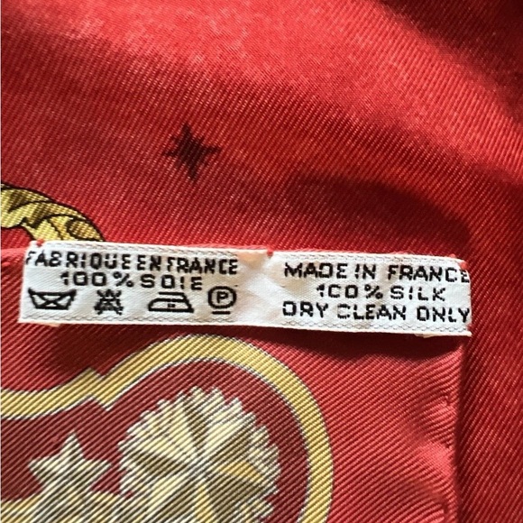 Hermes red “cosmos,” silk scarf neckerchief 16”inch square designed by Ledoux - Picture 2 of 6